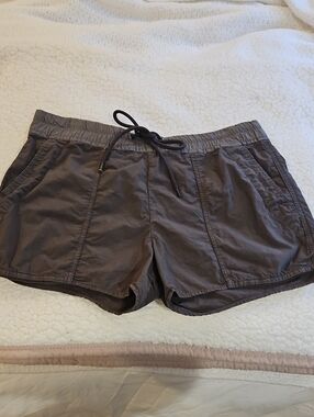 James Perse Grey/Olive Green Cotton Shorts.
